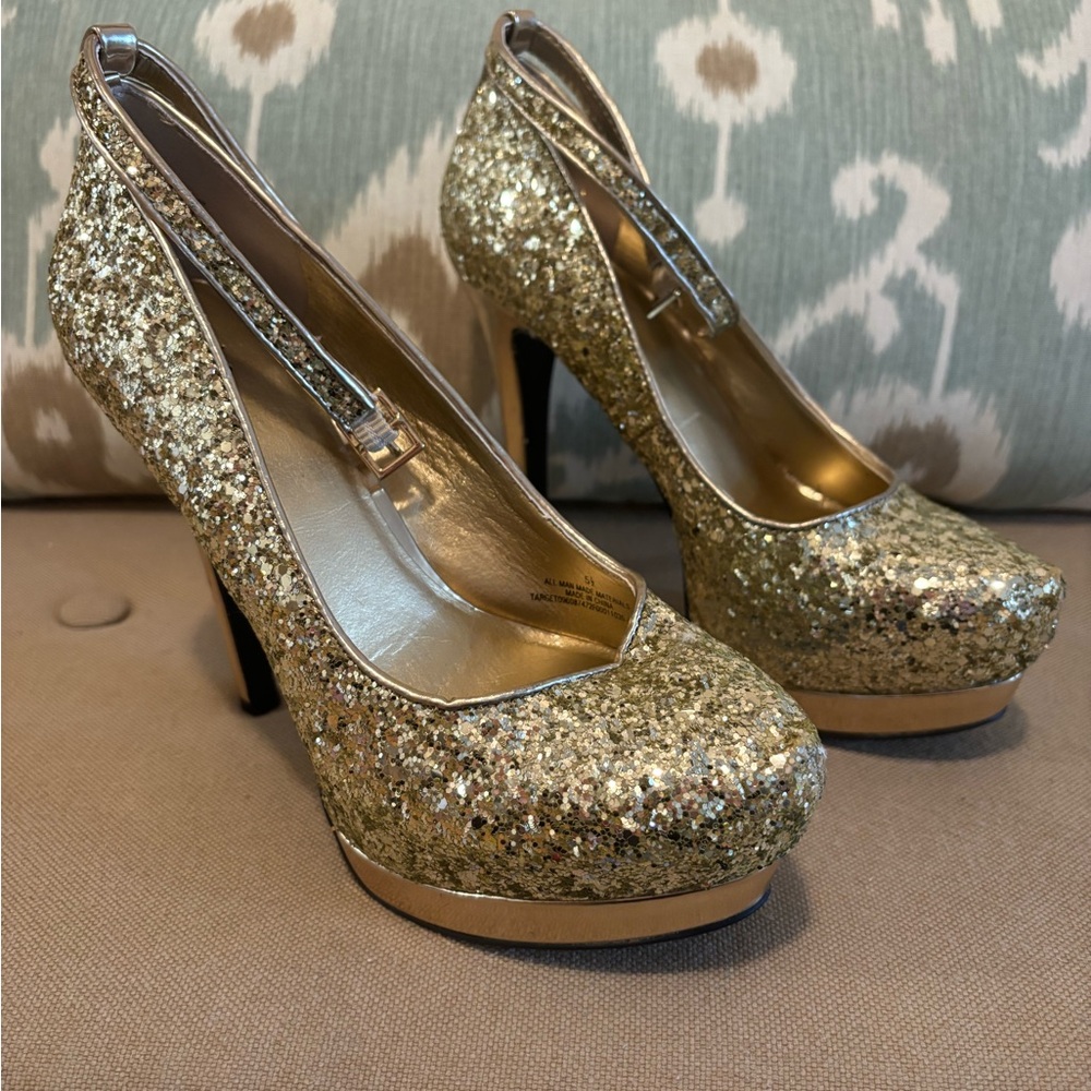 Gold Glitter High Heels. Never Worn.